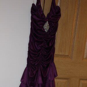 Morgan & Co Purple long prom dress size Large